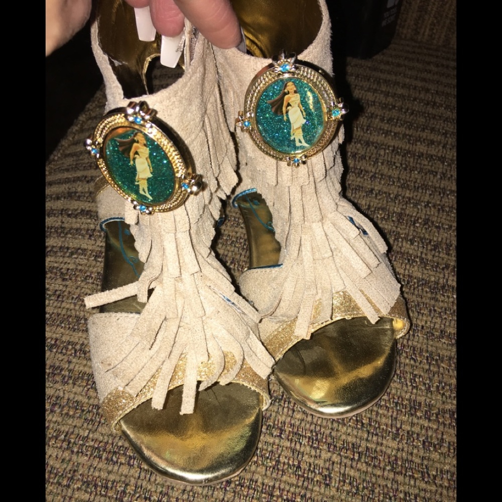 Disney Pochahotas Kids Sandals